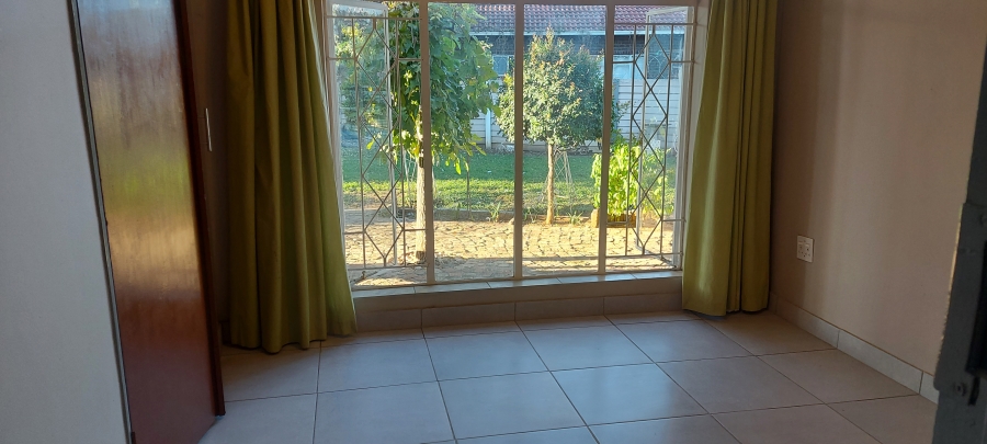 3 Bedroom Property for Sale in Oos Einde North West
